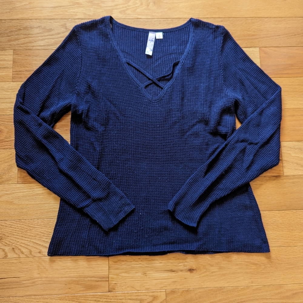 Francesca's (Alya) long sleeve knit sweater